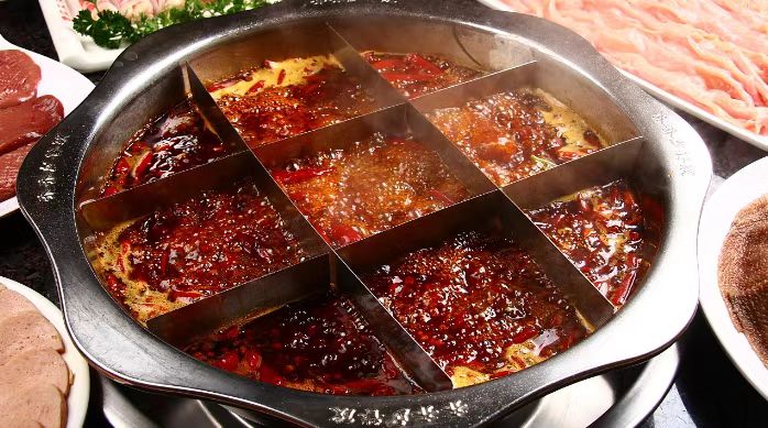  创业小白开火锅加盟店如何留住消费者?