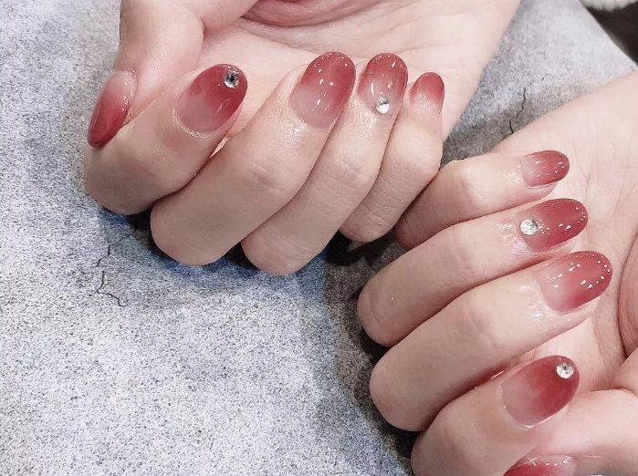 美甲加盟流程是怎样的？美甲加盟品牌哪个好？
